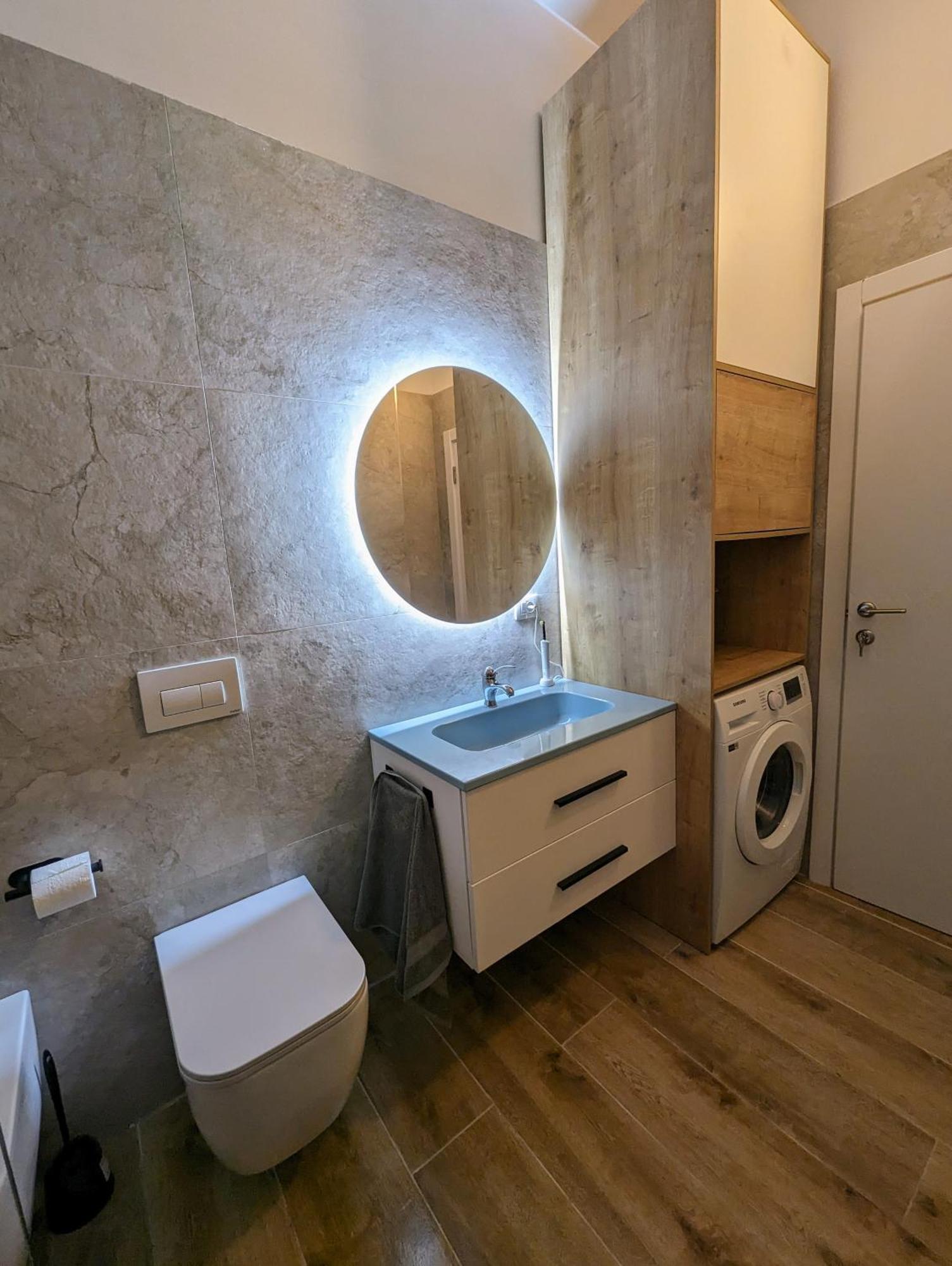 Leilighet Nuovo E Moderno Con Vista Mare A Uji I Ftohte - Posto Auto Incluso
